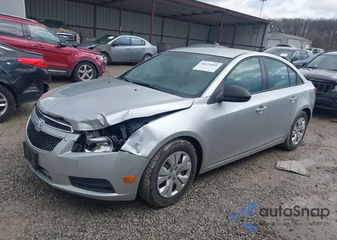 2013 Chevrolet Cruze Ls Auto из США, поврежденный, VIN 1G1PA5SH3D7326103